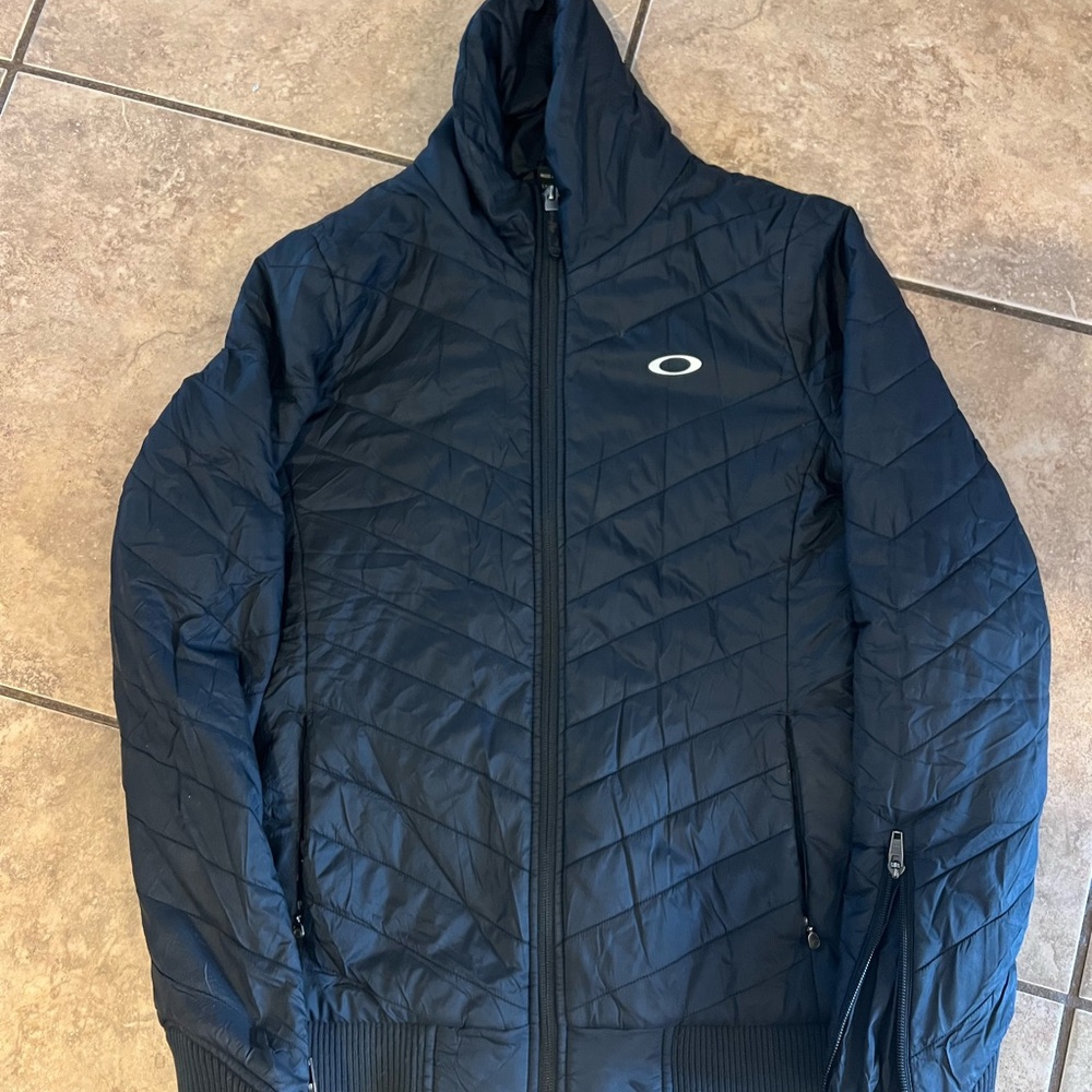 Oakley Women’s Black Quilted Puffer Jacket